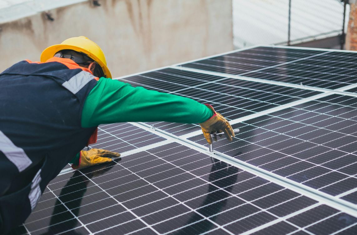 Installation de panneaux photovoltaïques 
