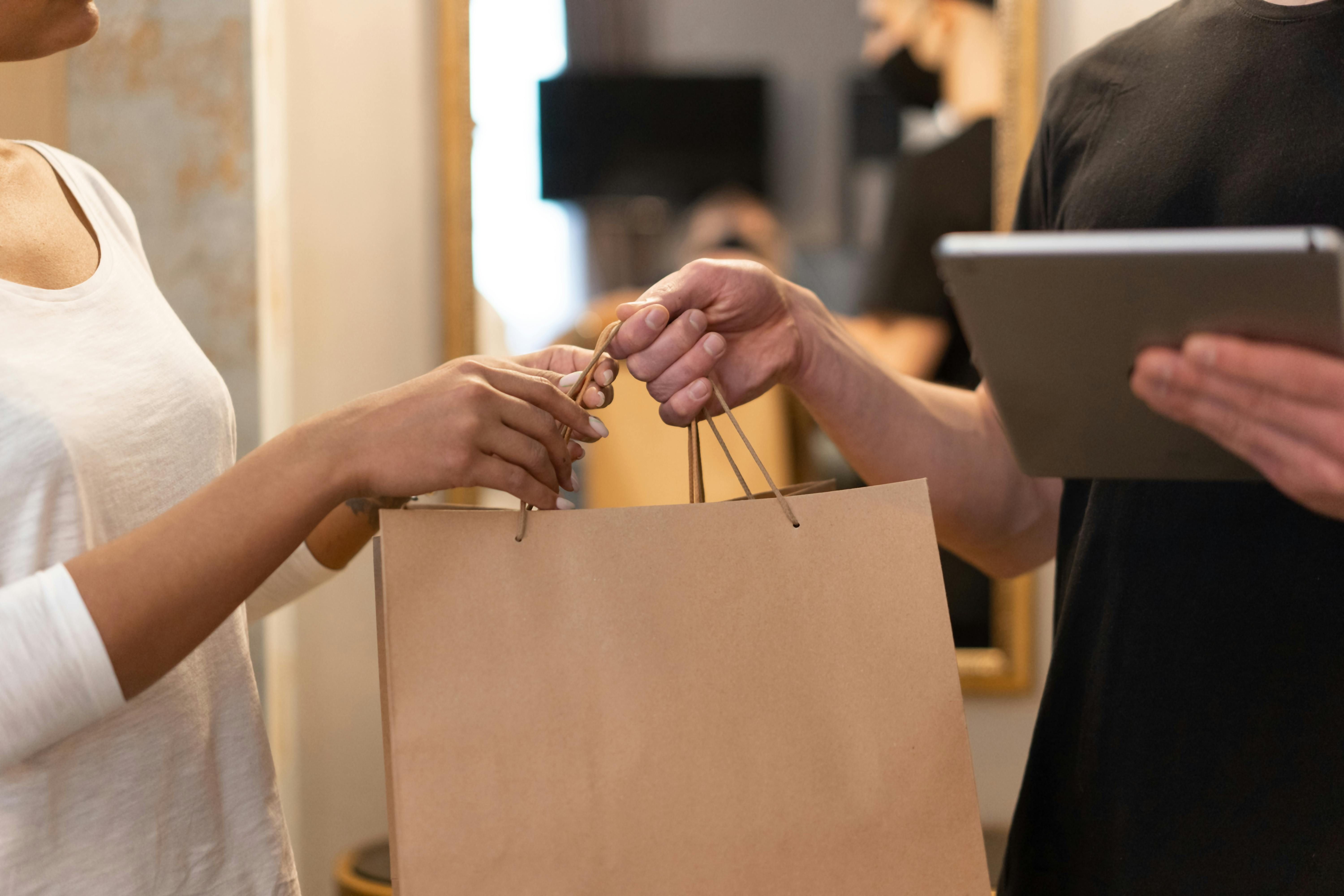 Article Franchisés : comment gérer votre point de vente sans vous noyer dans l’administratif ?